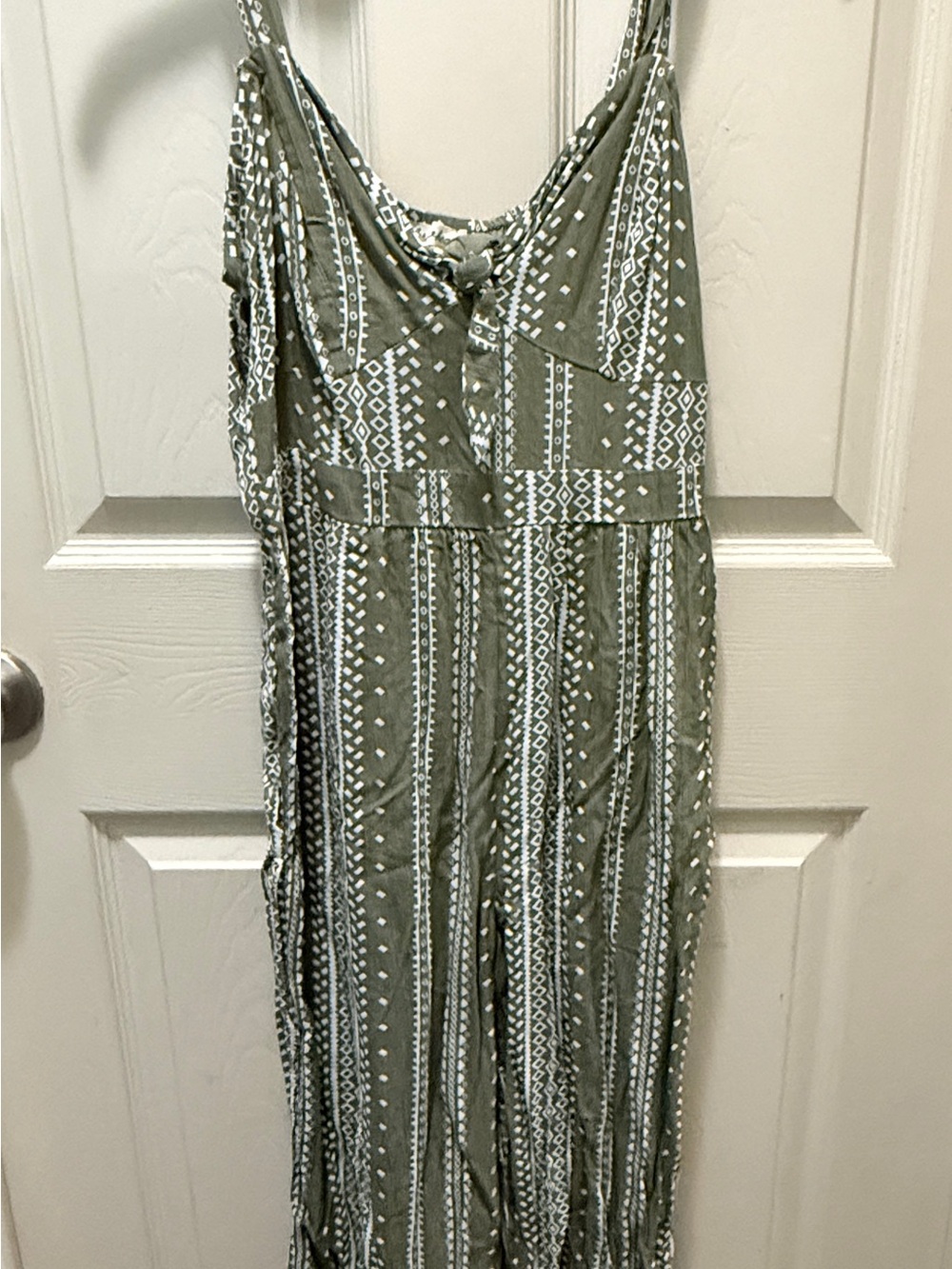 Derek Heart Olive & White Printed Sleeveless Jumpsuit